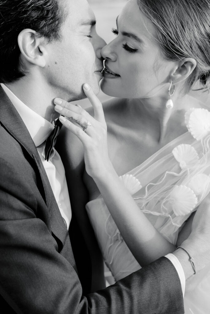 Destination wedding on a boat in Lake Como