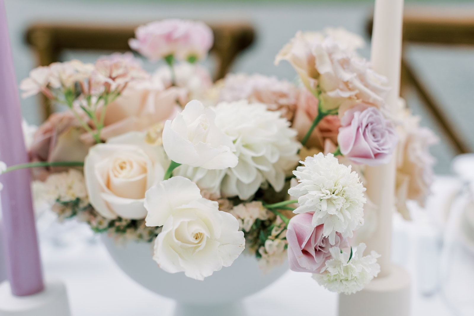 Rosersbergs Castle Hotel wedding inspiration floral decoration, photographed by annalundgren.co