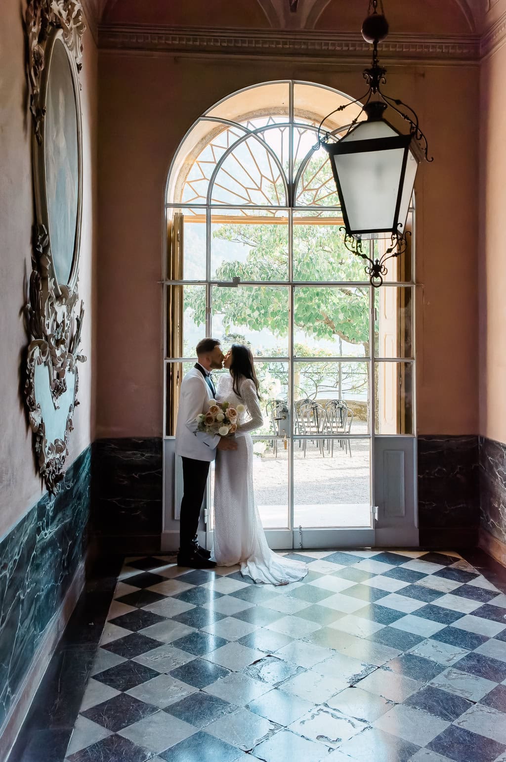 Villa Pizzo indoor wedding portraits