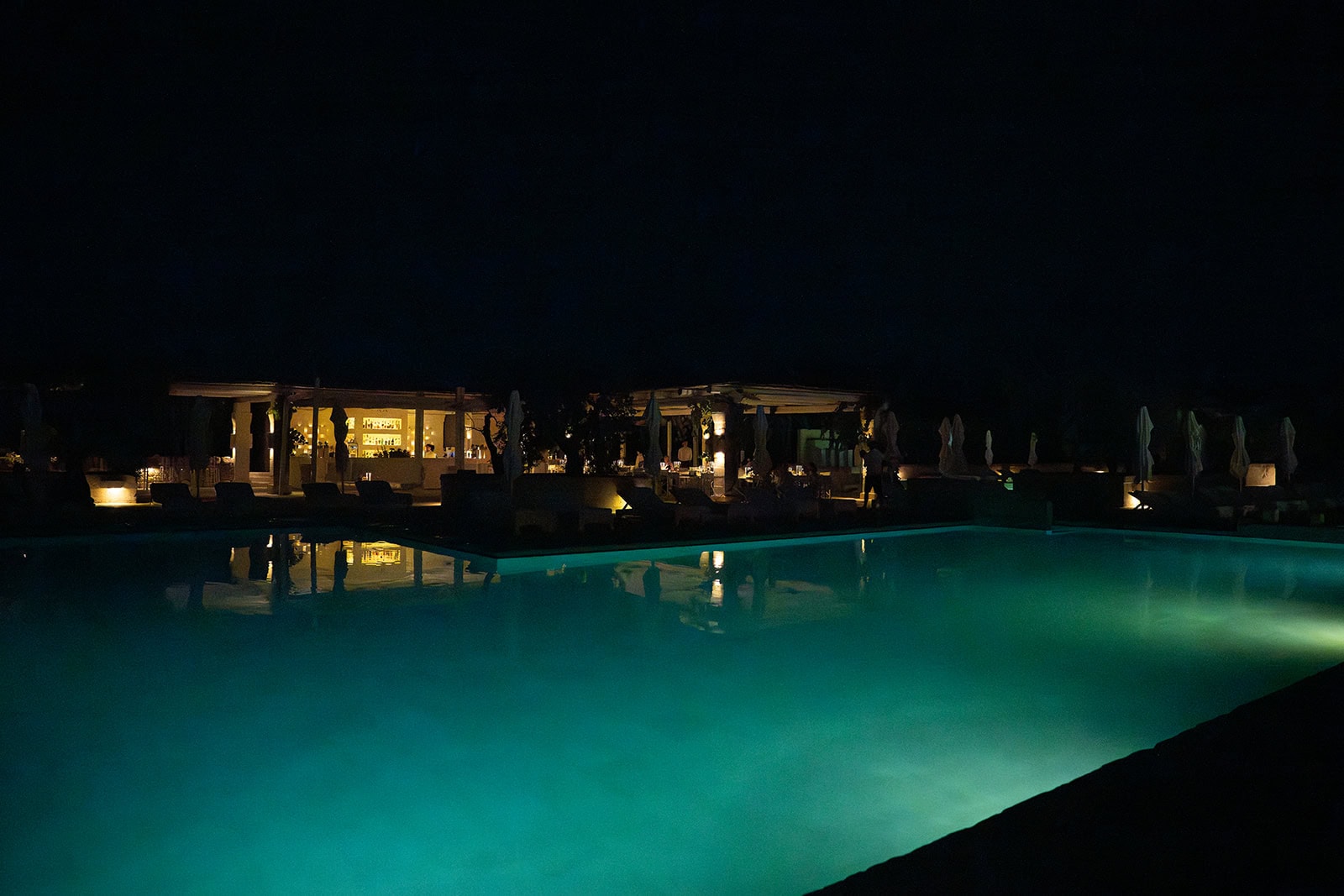 Night shot of the pool at Borgo Egnazia